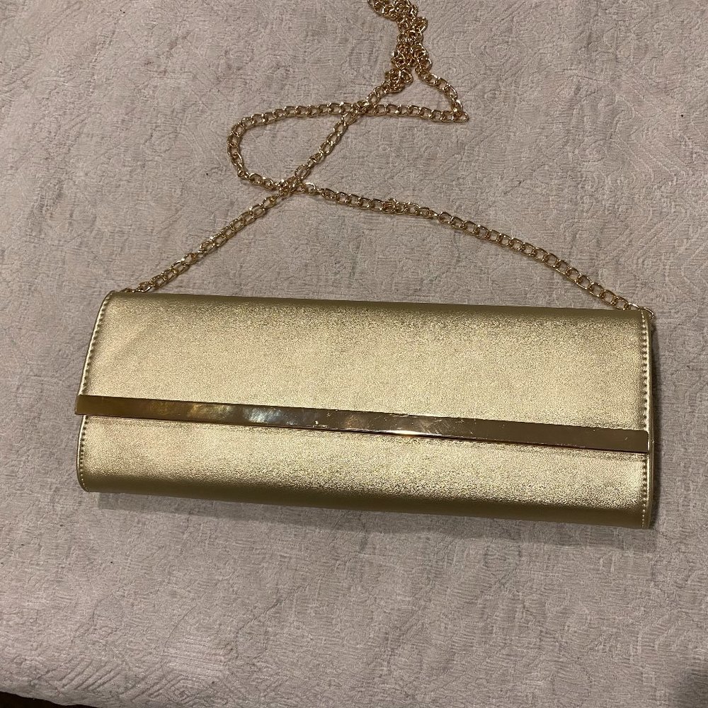 Gold clutch
